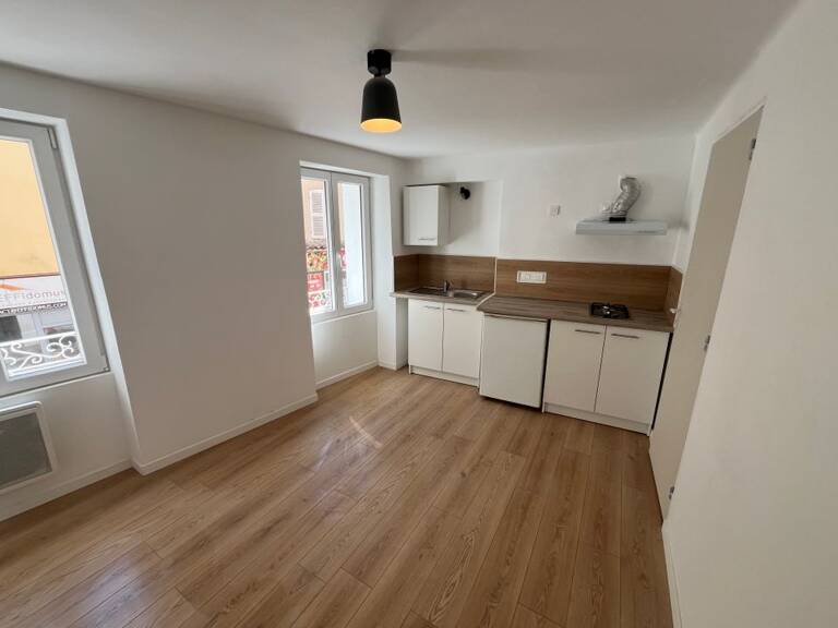Studio de 19m2 à louer sur Le Luc — photo 1