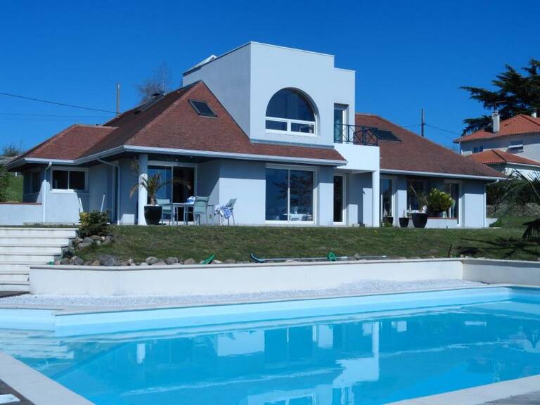 Maison de 180m2 à louer sur Serres-Castet — photo 1