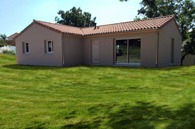 Maison 4 pièces 895 €