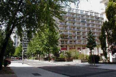 Appartement 1 pièces 890 €