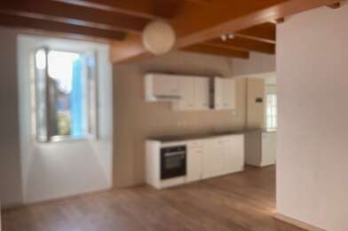 Maison 5 pièces 790 €