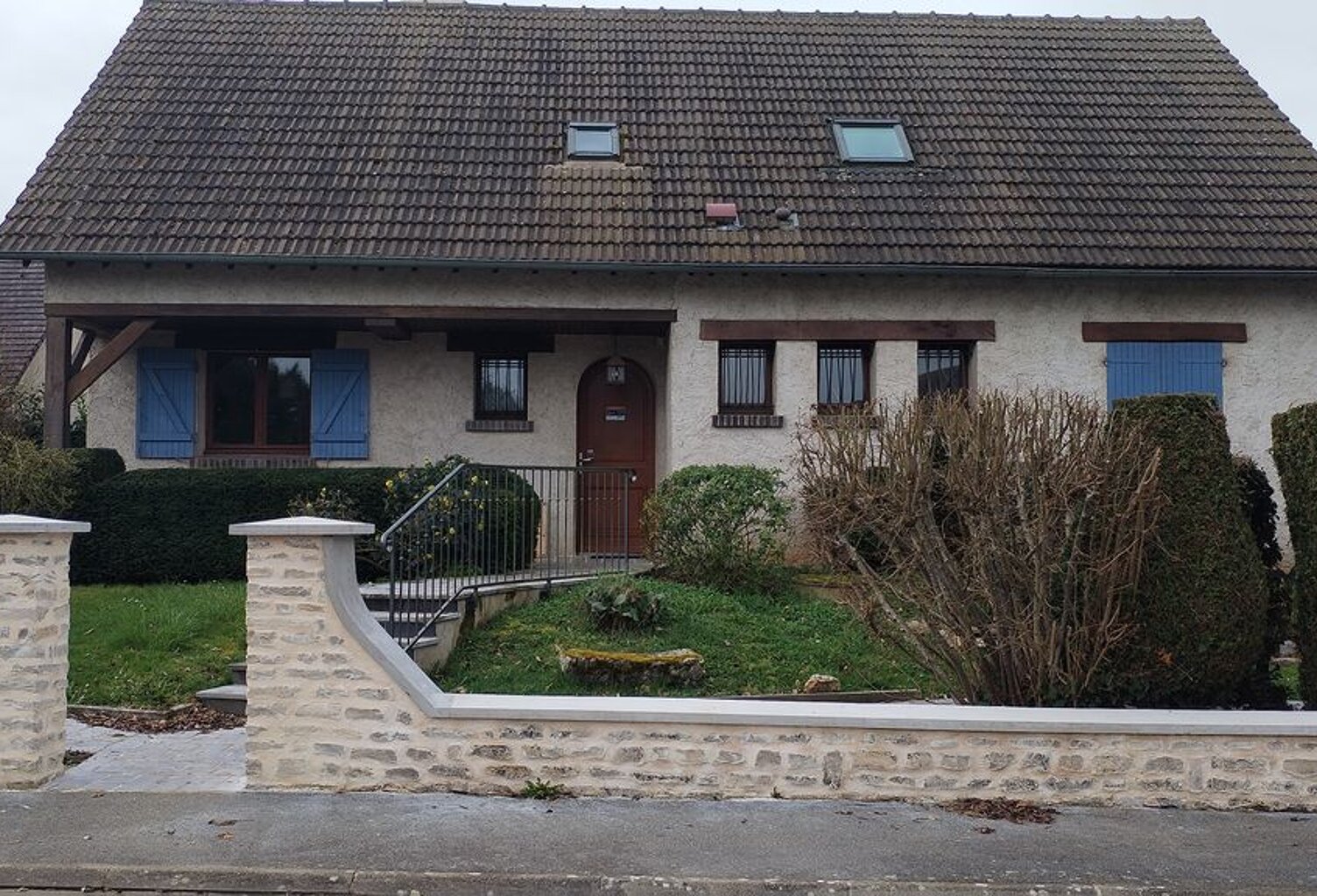 Maison de 129m2 à louer sur Néron — photo 1