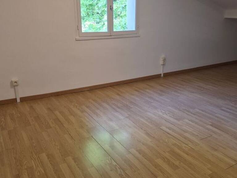 Studio de 33m2 à louer sur Arles — photo 1