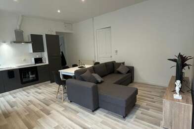 Appartement 3 pièces 660 €