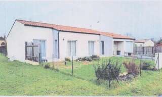 Maison 4 Pièces 102 m² à louer à Les Gonds (17100)