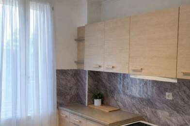 Appartement 3 pièces 730 €