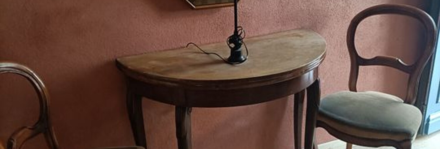 Appartement 1 Pièce 30 m² à louer à Aramon (30390)
