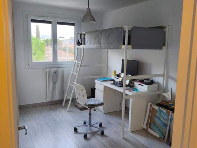 Chambre de 12m2 à louer sur Marseille 08 — photo du bien
