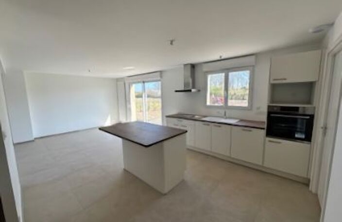 Maison de 102m2 à louer sur Vendat — photo 4