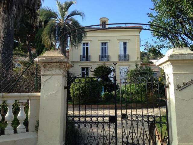 Chambre de 9m2 à louer sur Vallauris — photo du bien