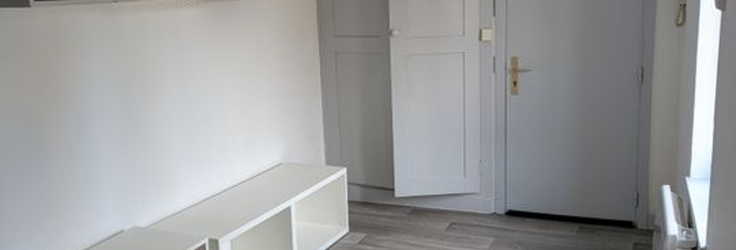 Appartement 1 Pièce 15 m² à louer à Charly-sur-Marne (02310)