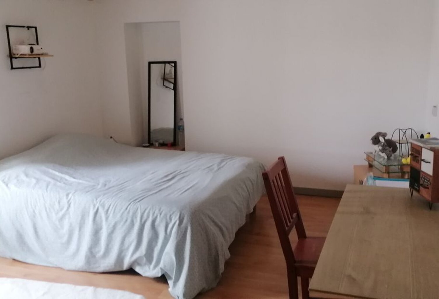 Chambre de 12m2 à louer sur Forges — photo 1