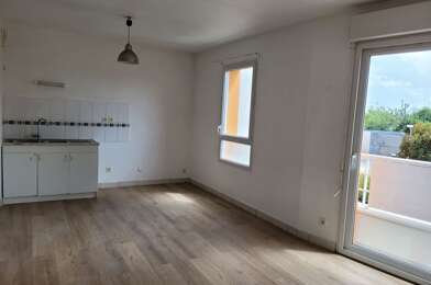 Appartement 3 pièces 815 €