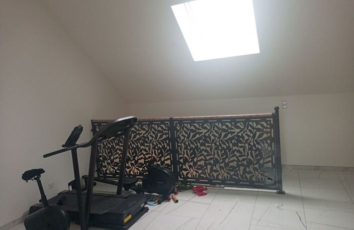 Maison de 180m2 à louer sur Pelousey — photo 2