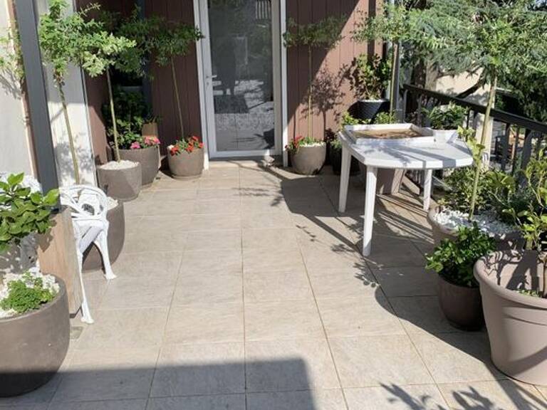 Studio de 35m2 à louer sur La Tour-de-Salvagny — photo 1