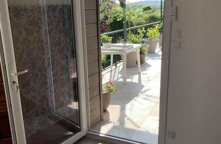 Studio de 35m2 à louer sur La Tour-de-Salvagny — photo 2