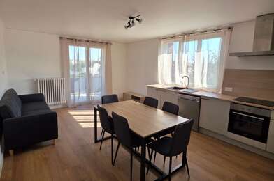 Appartement 4 pièces 1070 €