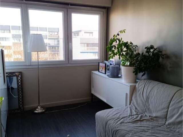 Chambre de 12m2 à louer sur Vélizy-Villacoublay — photo du bien