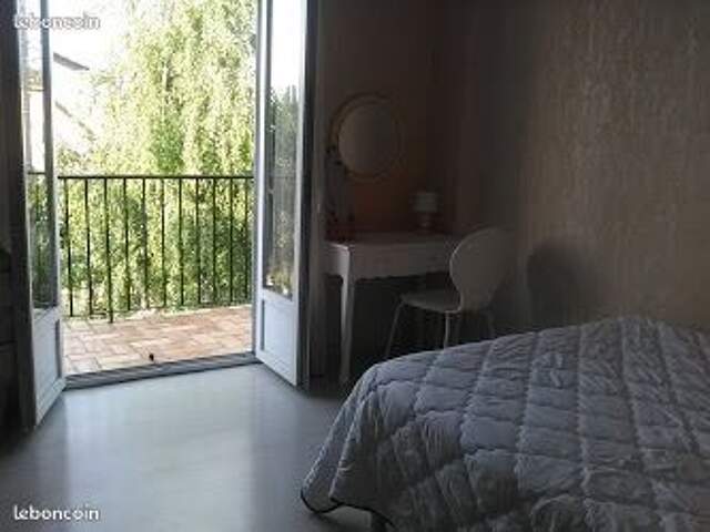Chambre de 12m2 à louer sur Tarbes — photo du bien