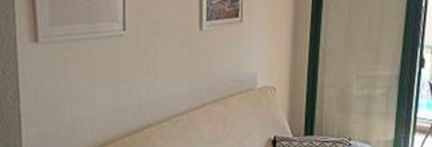Appartement 1 Pièce 28 m² à louer à Sanary-sur-Mer (83110)