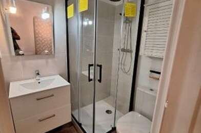 Appartement 1 pièces 700 €
