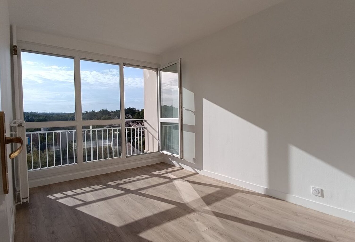 Appartement de 65m2 à louer sur Montataire — photo 1