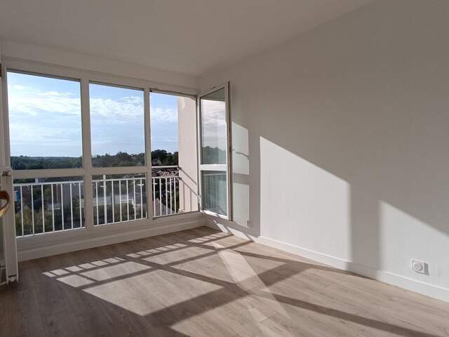 Appartement de 65m2 à louer sur Montataire — photo du bien