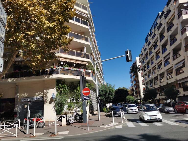 Studio de 32m2 à louer sur Antibes — photo 1