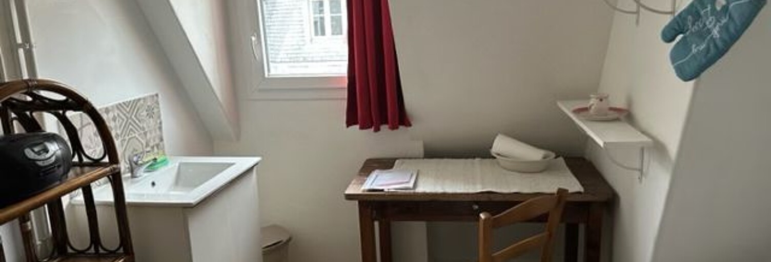 Appartement 1 Pièce 9 m² à louer à Paris 17 (75017)