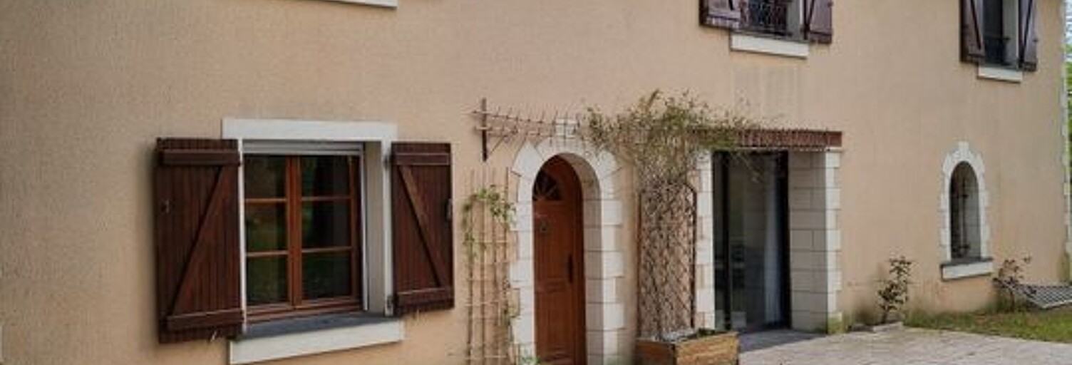 Maison 8 Pièces 207 m² à louer à Rives-du-Loir-en-Anjou (49140)