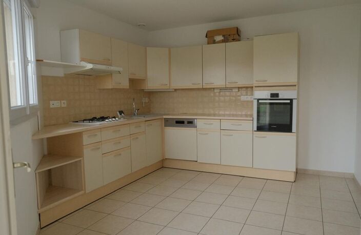 Maison de 145m2 à louer sur Mazé-Milon — photo 3