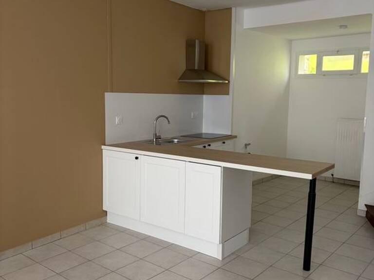 Maison de 80m2 à louer sur Ligueil — photo 1