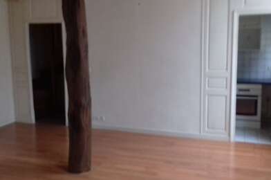 Appartement 3 pièces 708 €
