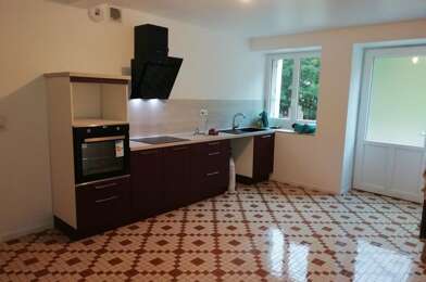 Maison 6 pièces 778 €