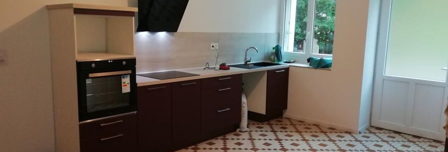 Maison 6 Pièces 90 m² à louer à Le Roc (46200)