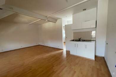 Appartement 2 pièces 405 €