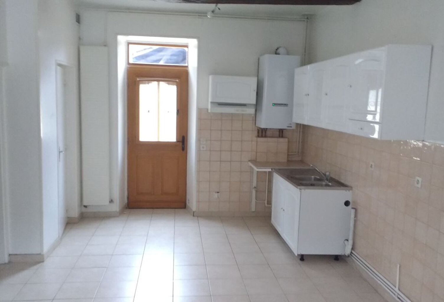 Maison de 75m2 à louer sur Saint-Jean-les-Deux-Jumeaux — photo 1