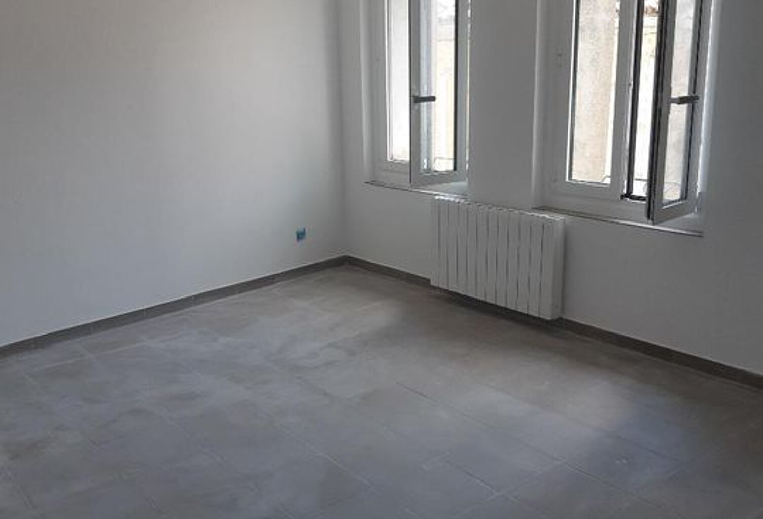 Maison de 99m2 à louer sur Autignac — photo 1