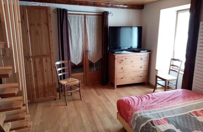 Appartement de 78m2 à louer sur Saint-Étienne-de-Tinée — photo 3