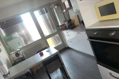 Appartement 4 pièces 890 €