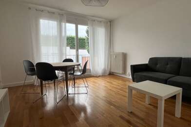 Appartement 3 pièces 750 €