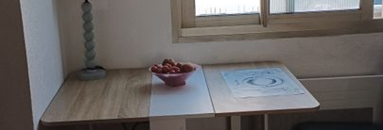 Appartement 1 Pièce 15 m² à louer à Hyères (83400)