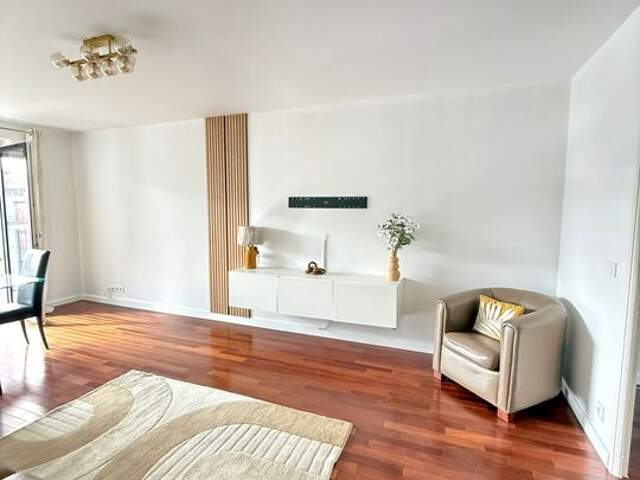 Appartement de 82m2 à louer sur Nanterre — photo du bien