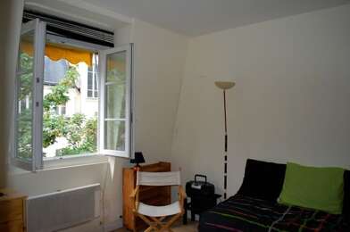 Appartement 1 pièces 700 €