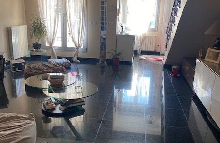 Maison de 116m2 à louer sur Suresnes — photo 2