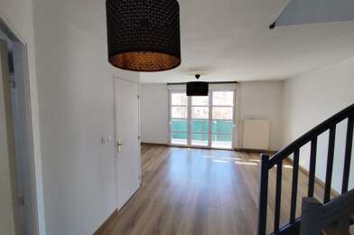 Appartement 3 pièces 870 €