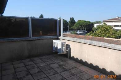 Appartement 3 pièces 893 €