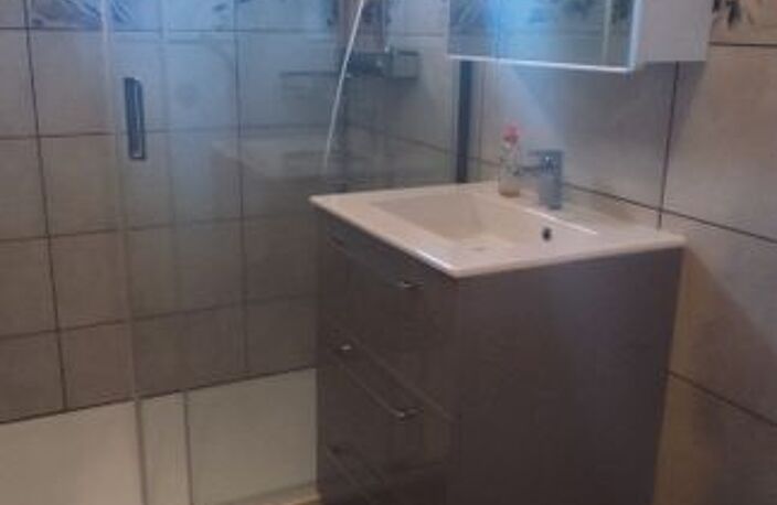Maison de 80m2 à louer sur Venon — photo 4