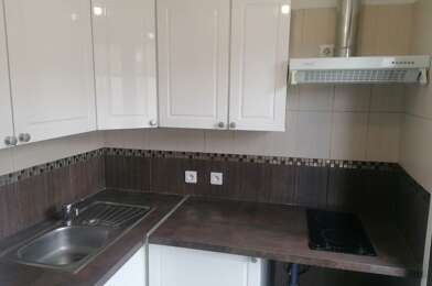 Appartement 2 pièces 830 €