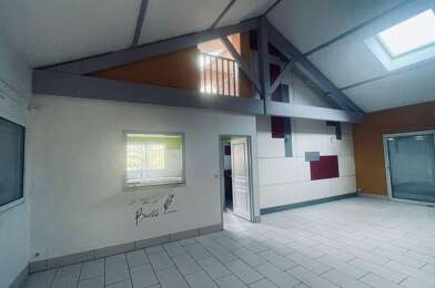 Maison 6 pièces 1225 €